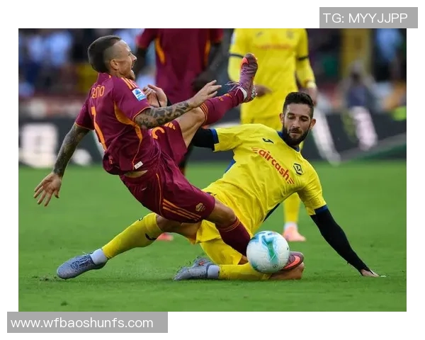 国米与罗马全场激战回顾球迷热情高涨精彩瞬间不容错过 国米与罗马全场激战回顾球迷热情高涨精彩瞬间不容错过