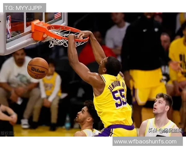 湖人对阵爵士精彩解说回顾赛场瞬间与战术分析全记录