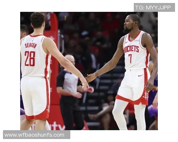 猛龙与火箭常规赛对决精彩回顾与赛季展望分析