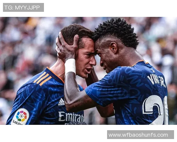 维尼修斯的崛起与挑战：从天才少年到足球场上的闪耀明星