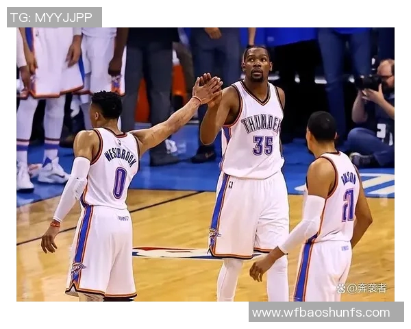 2017年圣诞大战回顾雷霆与火箭的激烈对决与精彩瞬间分析