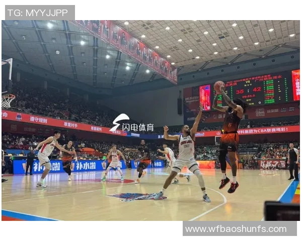 2017年CBA激战上海与北京的巅峰对决回顾与精彩瞬间分析 2017年CBA激战上海与北京的巅峰对决回顾与精彩瞬间分析