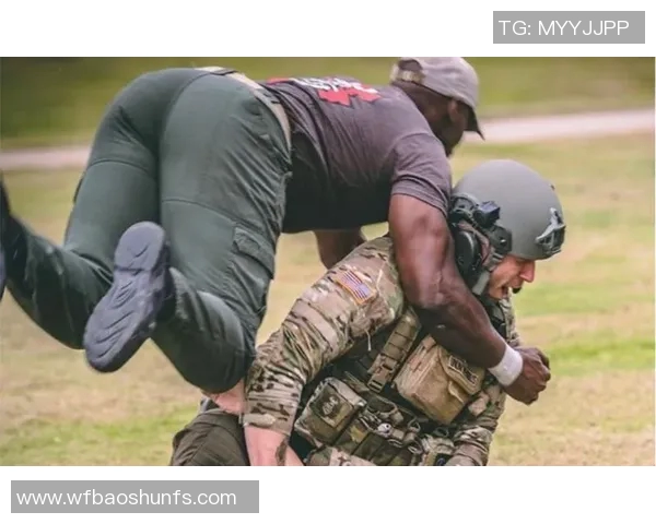 勇士与雷霆激战正酣中文解说带你领略精彩瞬间与战术分析